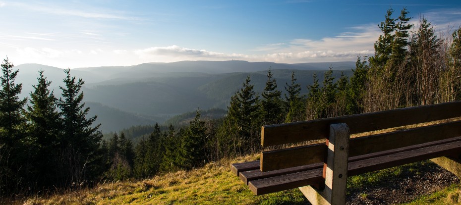 Ausblick Thüringer Wald Ausblick Thüringer Wald mit Bank
